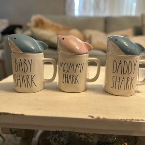 Rae Dunn Mommy/Daddy/Baby Shark Mugs